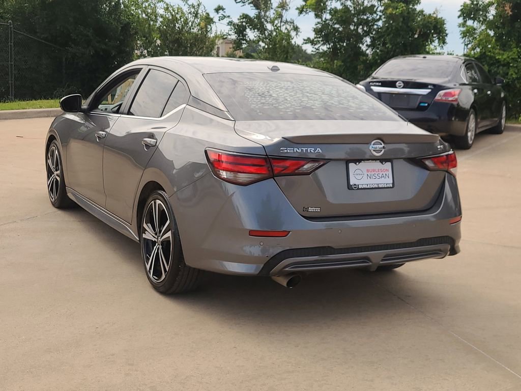 Certified 2021 Nissan Sentra SR FWD image 2