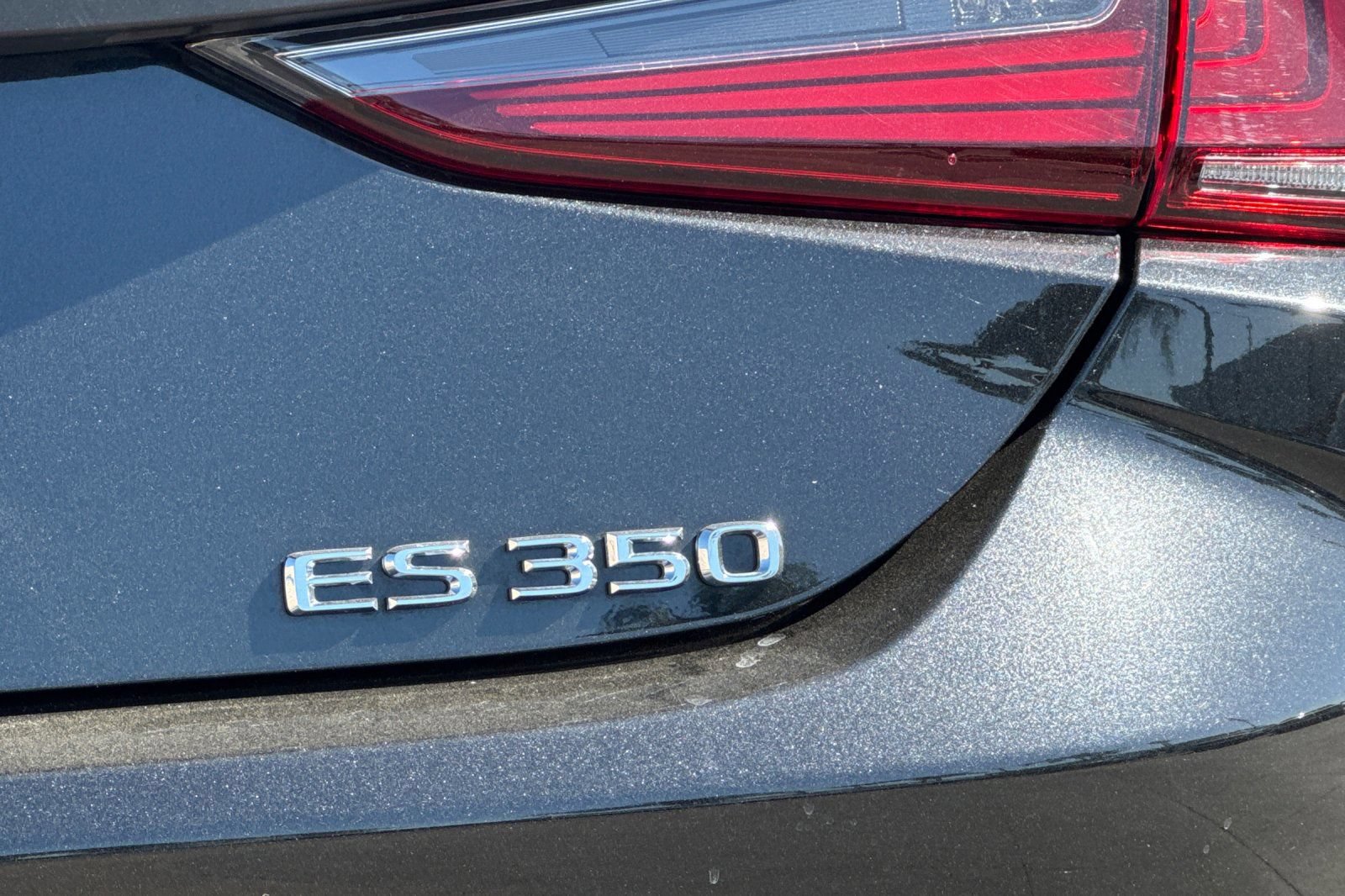 Certified 2025 Lexus ES 350 w/ Accessory Package (Z1) FWD image 30