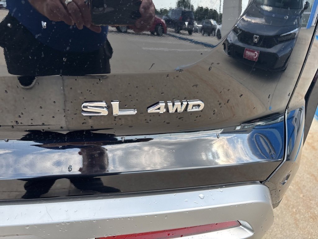 Used 2024 Nissan Pathfinder SL w/ Cargo Package image 15