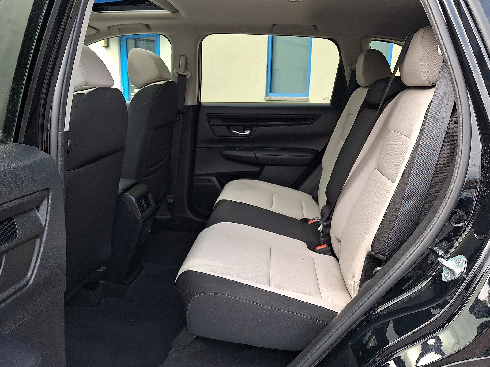 Used 2024 Honda CR-V EX image 10