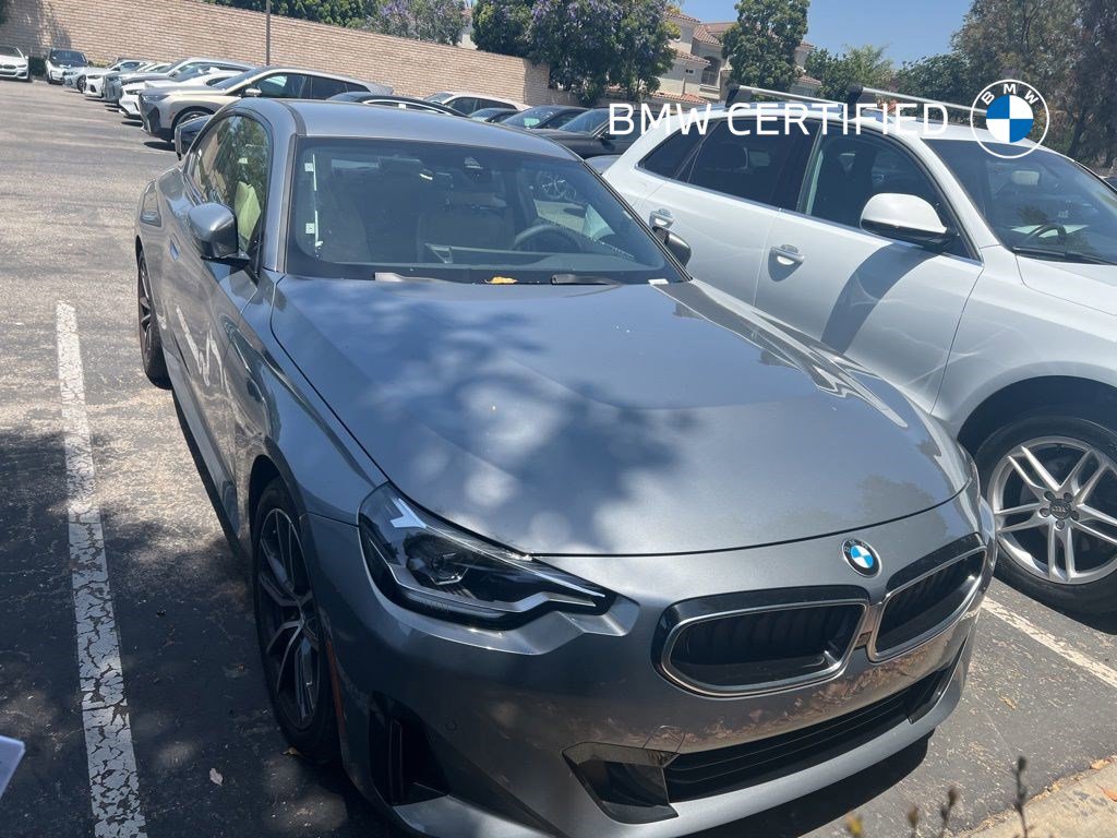 Used 2025 BMW 230i Coupe w/ Convenience Package RWD image 1