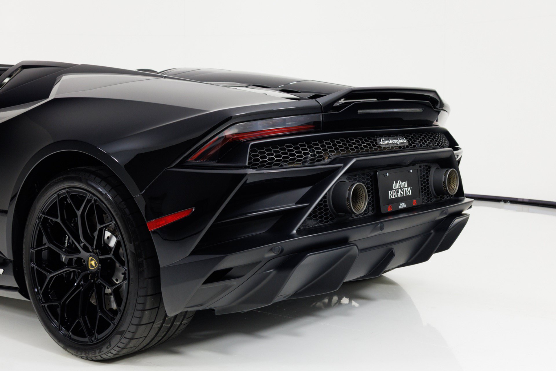 Used 2021 Lamborghini Huracan EVO RWD image 72