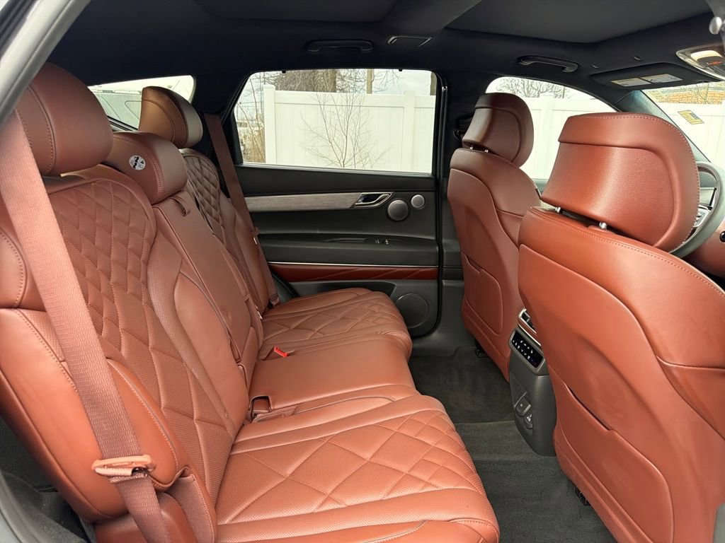 Used 2025 Genesis GV80 3.5T Prestige image 44
