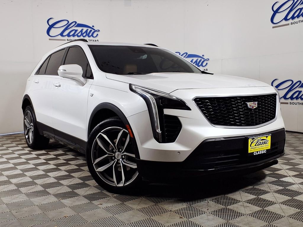 Used 2023 Cadillac XT4 Sport FWD image 1