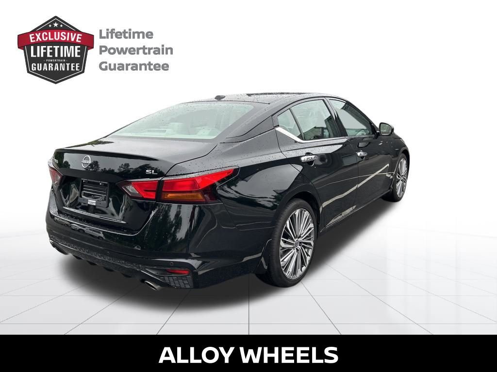 Certified 2025 Nissan Altima 2.5 SL FWD image 7