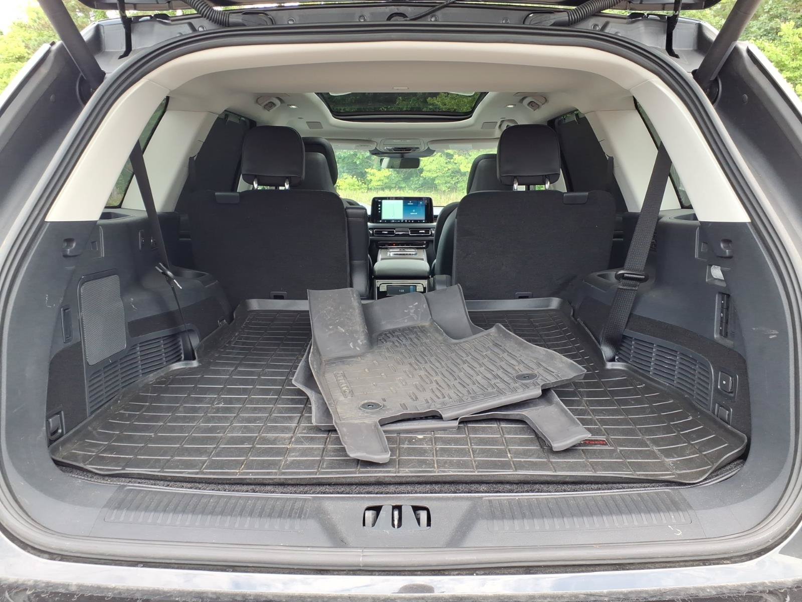 Used 2025 Lincoln Aviator Reserve w/ Equipment Group 201A AWD/4WD image 10