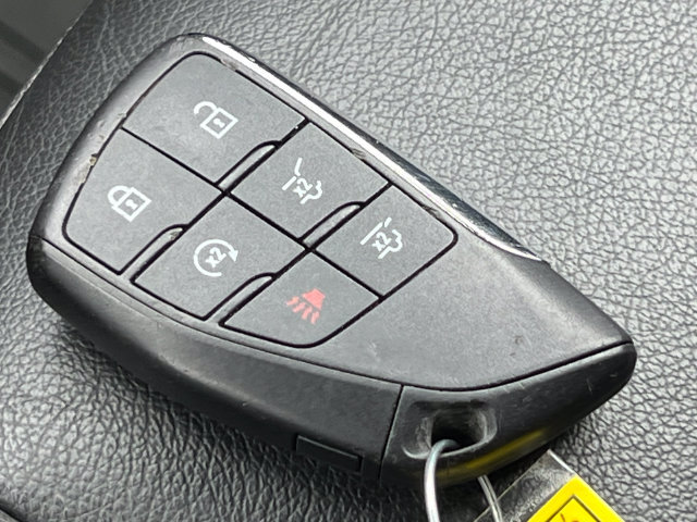 Used 2023 Chevrolet Suburban LT AWD/4WD image 36