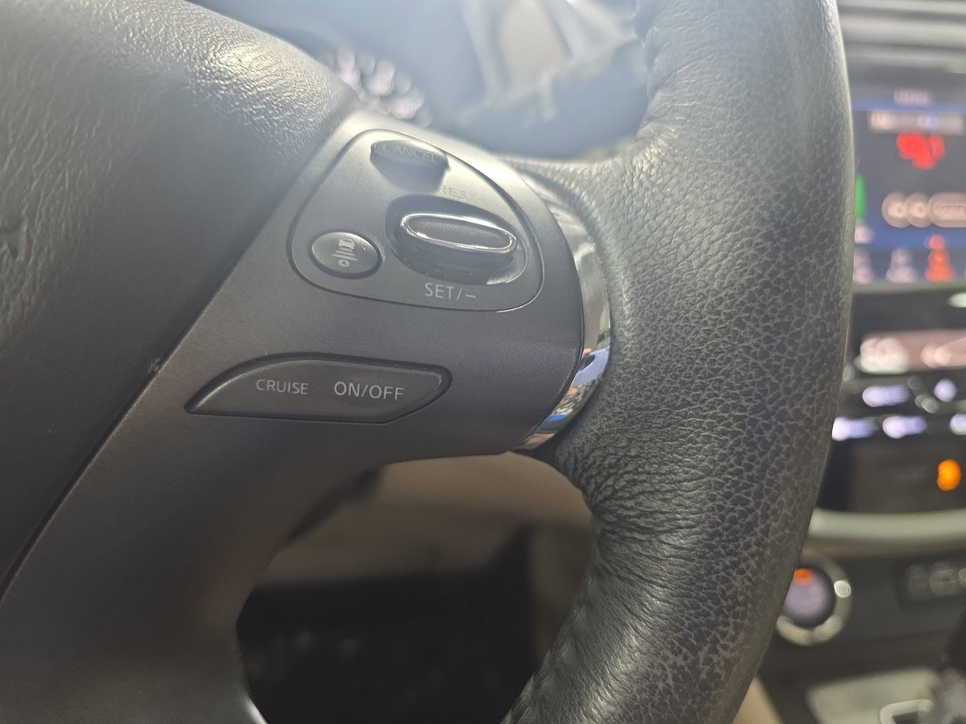 Used 2019 Nissan Murano Platinum w/ Cargo Package image 18