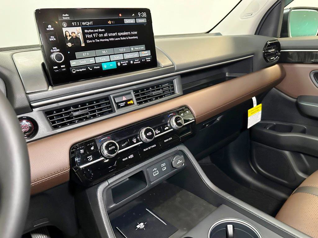 New 2025 Honda Pilot Elite image 19