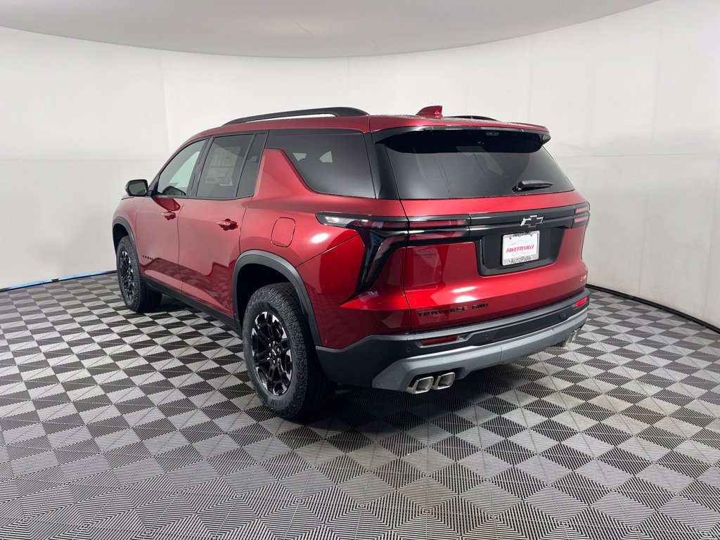 New 2027 Chevrolet Traverse Z71 w/ Enhanced Driving Package AWD/4WD image 6