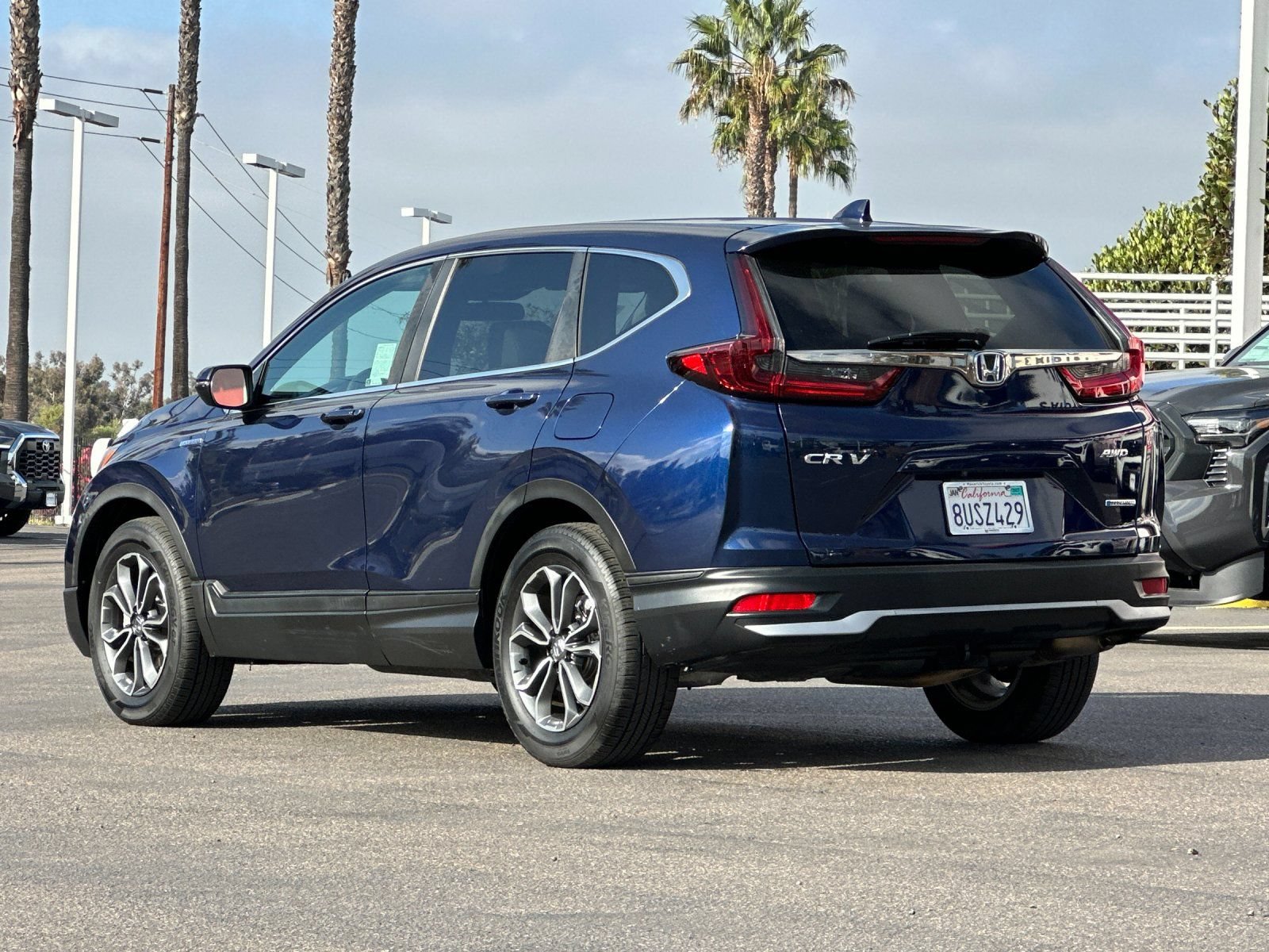 Used 2021 Honda CR-V EX image 3