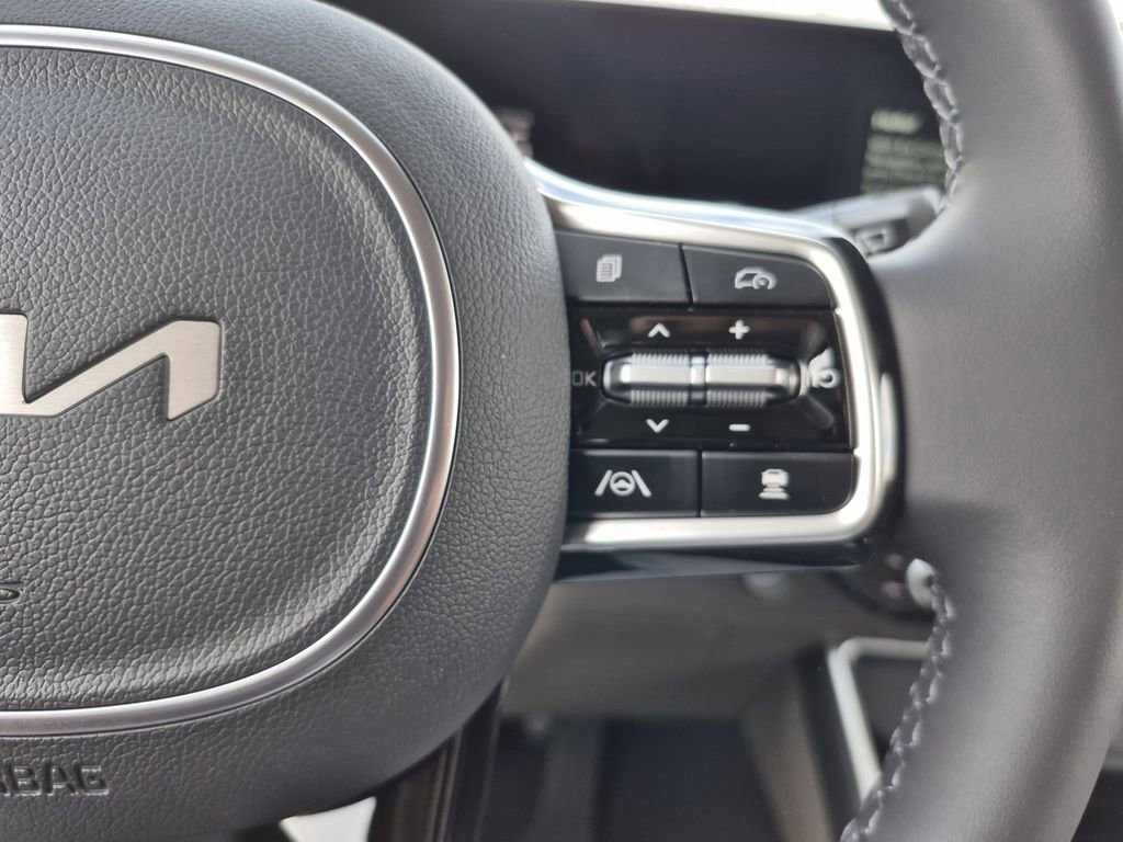 New 2026 Kia Carnival FWD image 19