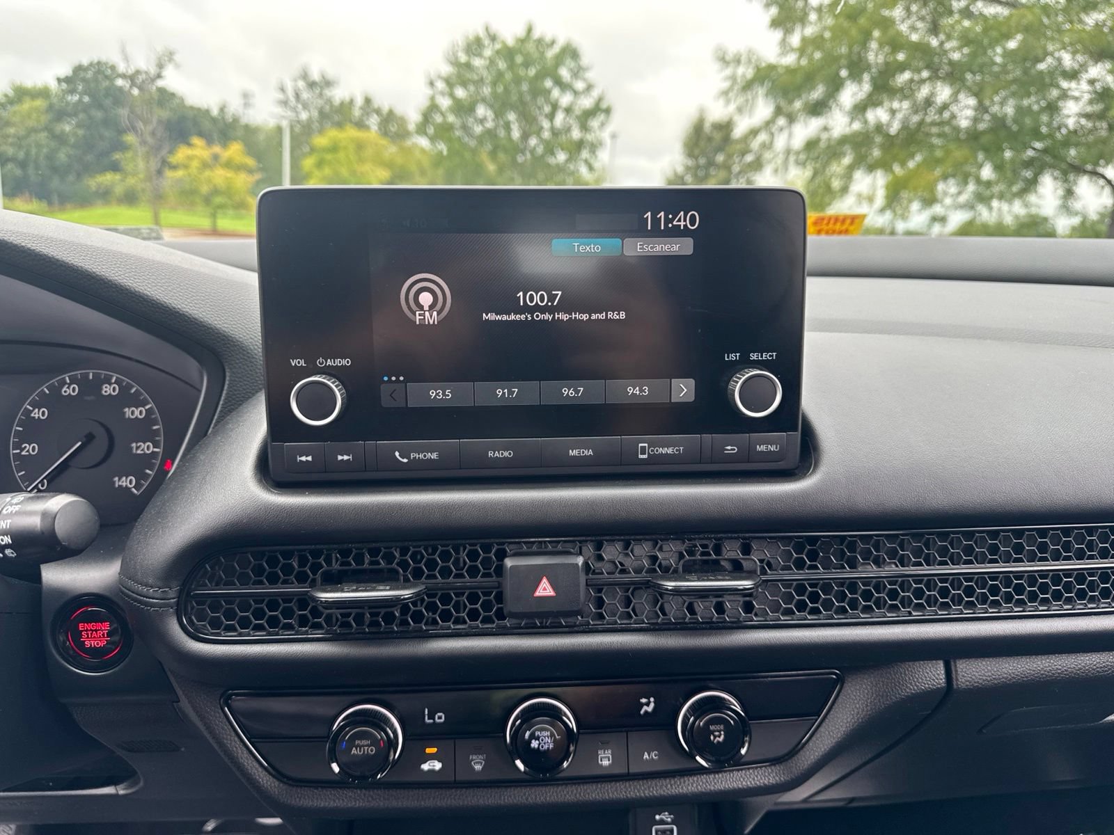 Used 2024 Honda HR-V LX image 21
