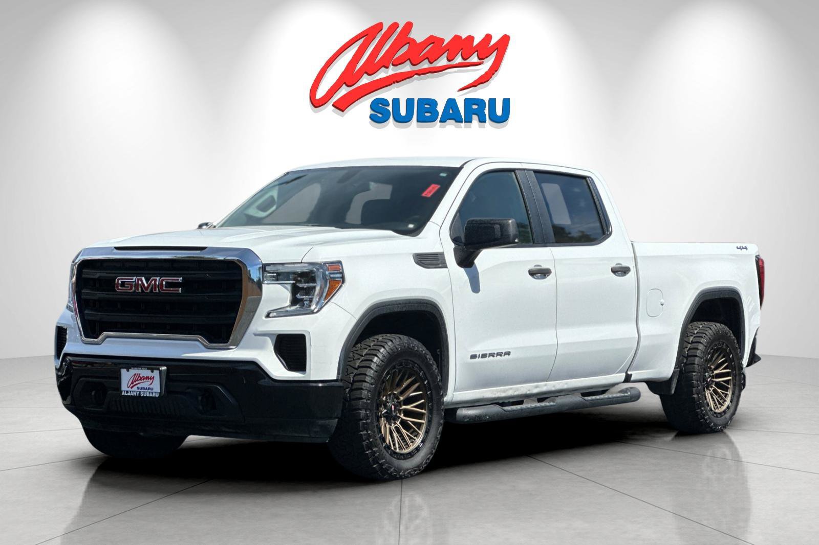 Used 2019 GMC Sierra 1500 4x4 Crew Cab w/ Trailering Package image 9