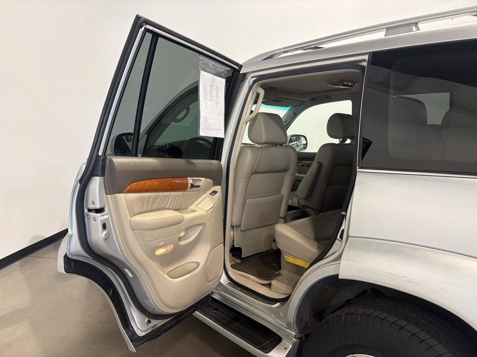 Used 2005 Lexus GX 470 AWD/4WD image 27