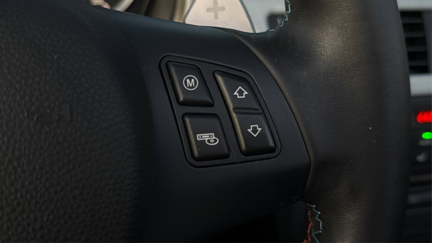 Used 2011 BMW M3 Convertible image 31