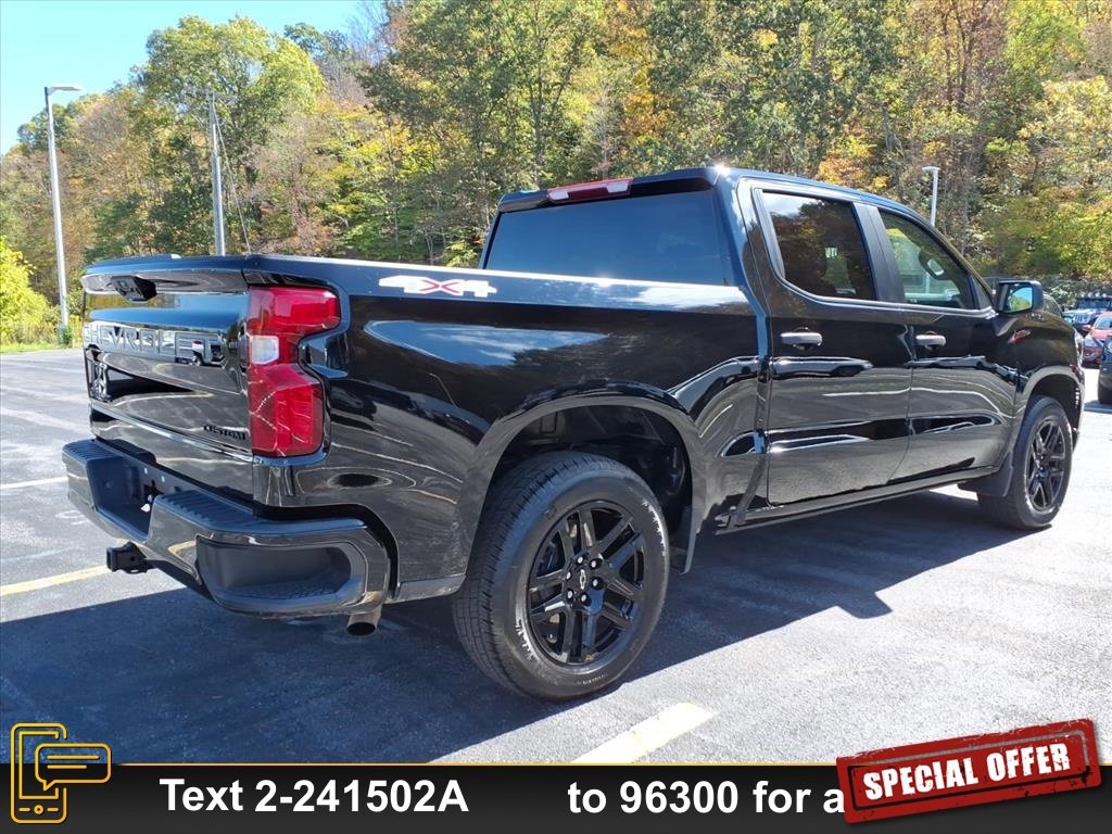 Used 2025 Chevrolet Silverado 1500 Custom w/ LPO, Dark Essentials Package image 4