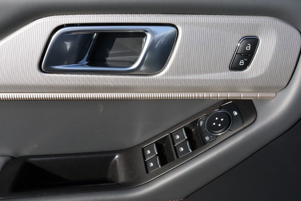 New 2026 Ford Explorer Active w/ Active Comfort Package image 41