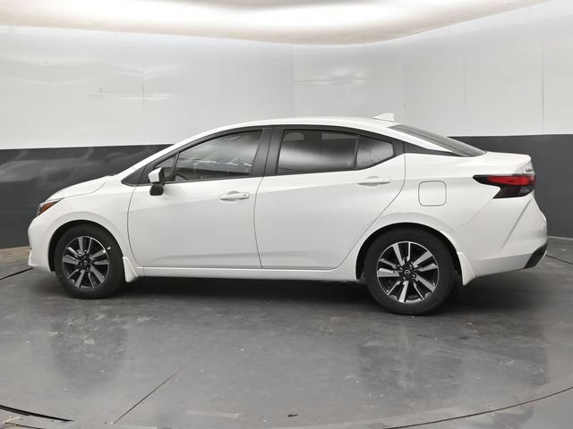 New 2025 Nissan Versa SV w/ Trunk Package FWD image 5