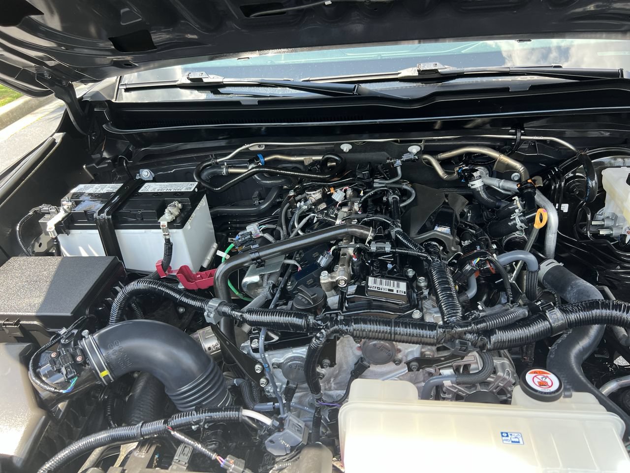 Used 2025 Toyota Tacoma SR5 RWD image 35