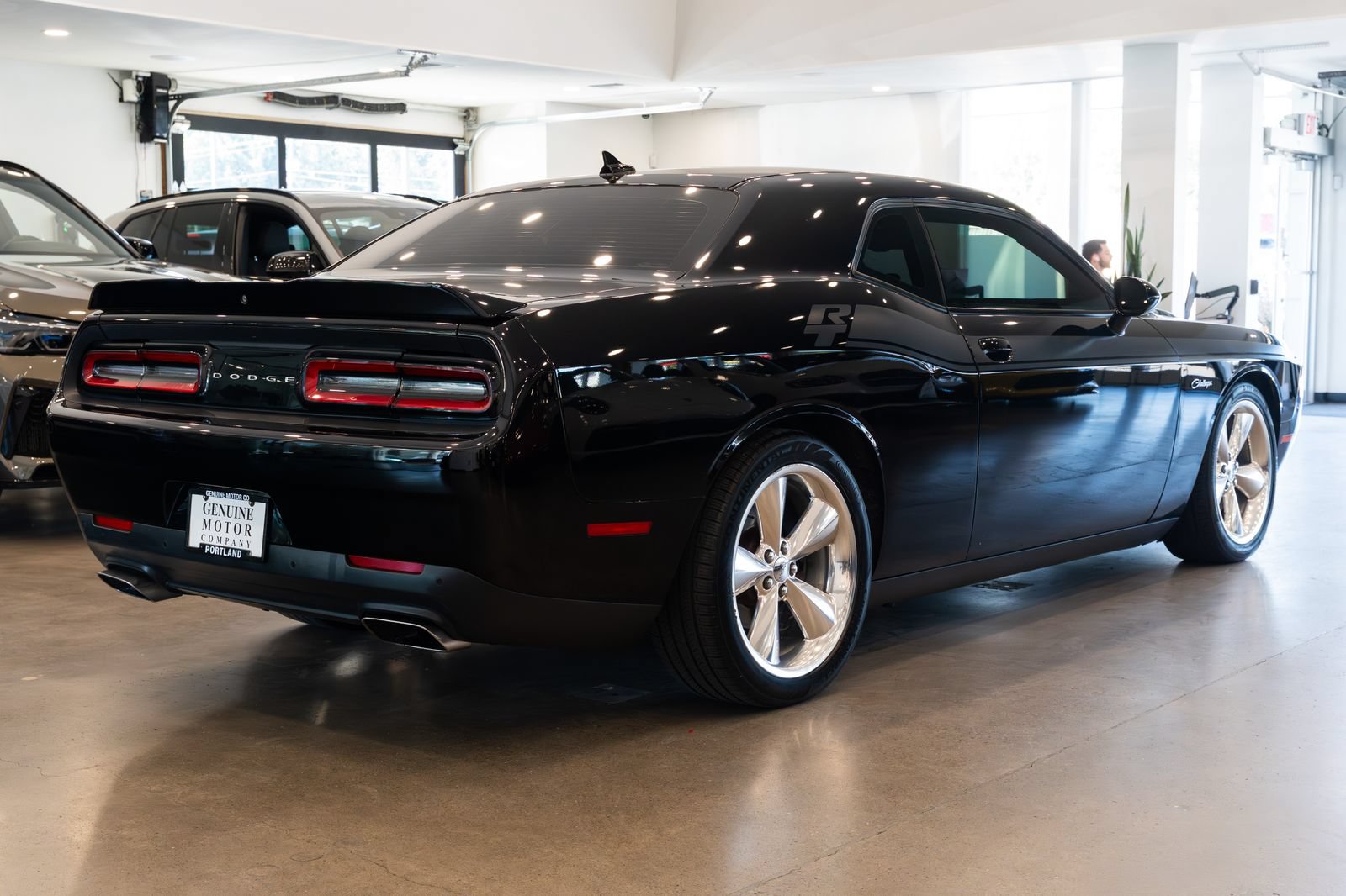 Used 2015 Dodge Challenger R/T Plus RWD image 4