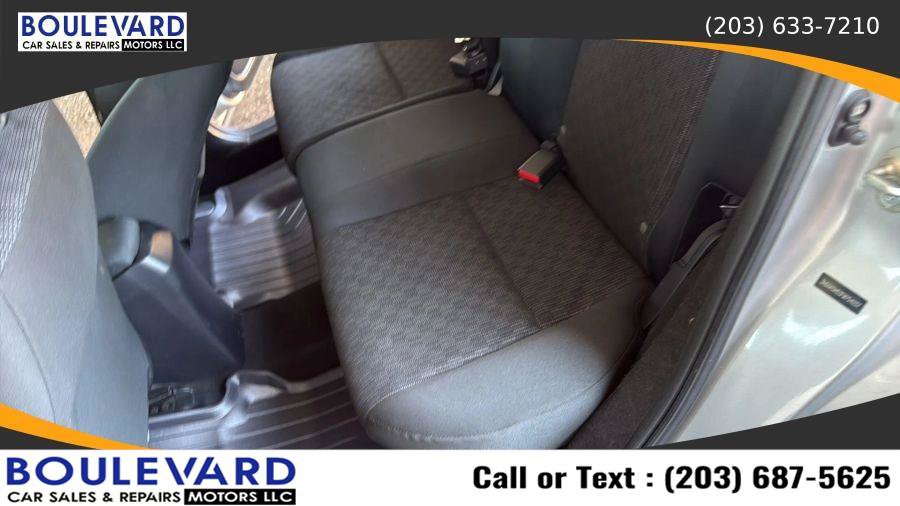 Used 2015 Honda Fit LX image 28