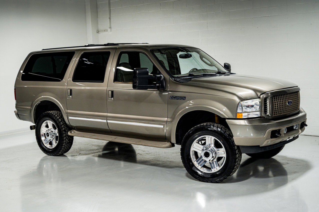 Used 2003 Ford Excursion Limited image 1