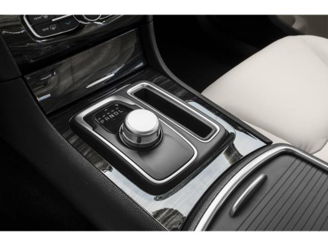 Used 2015 Chrysler 300 Limited w/ Driver Convenience Group RWD image 14