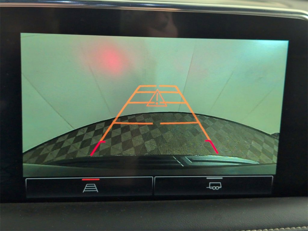 Certified 2024 GMC Yukon XL SLT image 13