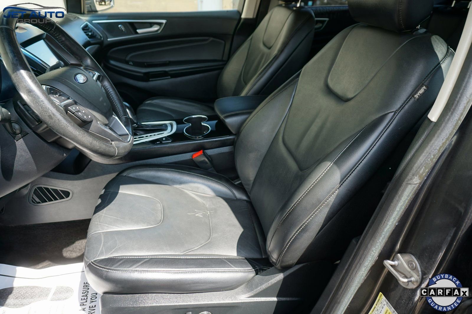 Used 2018 Ford Edge Titanium image 27