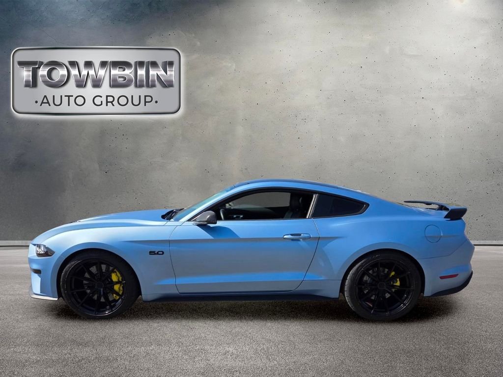 Used 2018 Ford Mustang GT Premium w/ GT Performance Package RWD image 7