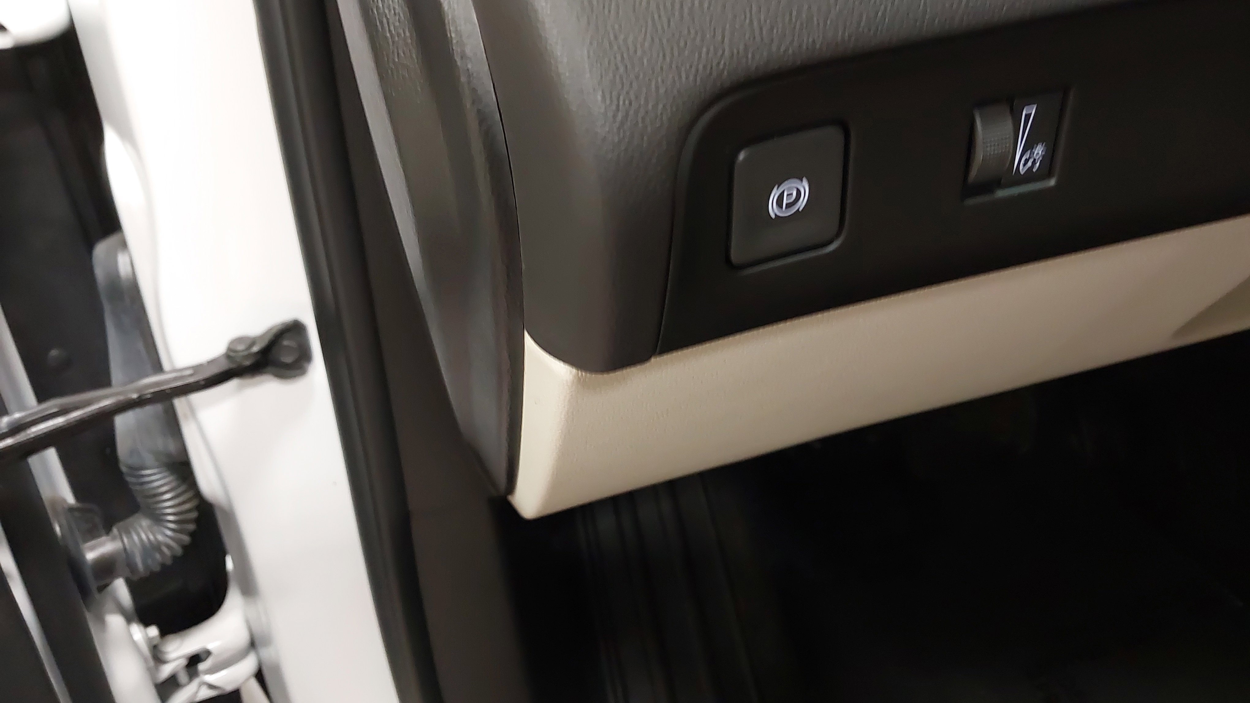 Used 2022 Buick Enclave Essence w/ Experience Buick Package image 23