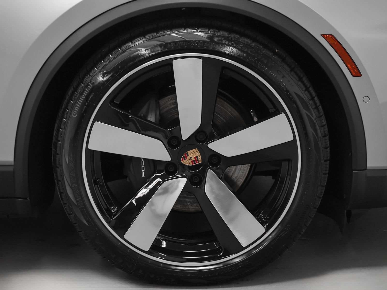 New 2026 Porsche Macan 4 Electric AWD/4WD image 15