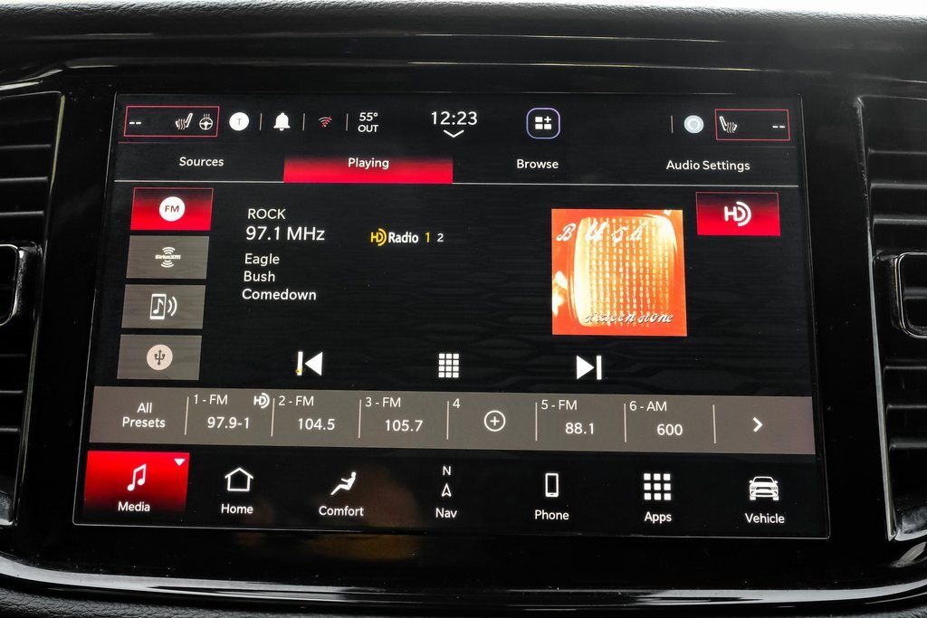 Used 2023 Dodge Durango GT image 31