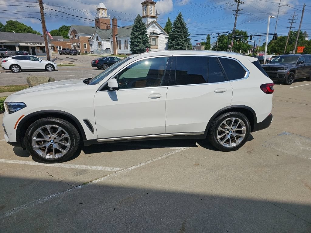 Used 2021 BMW X5 xDrive40i w/ Convenience Package AWD/4WD image 8