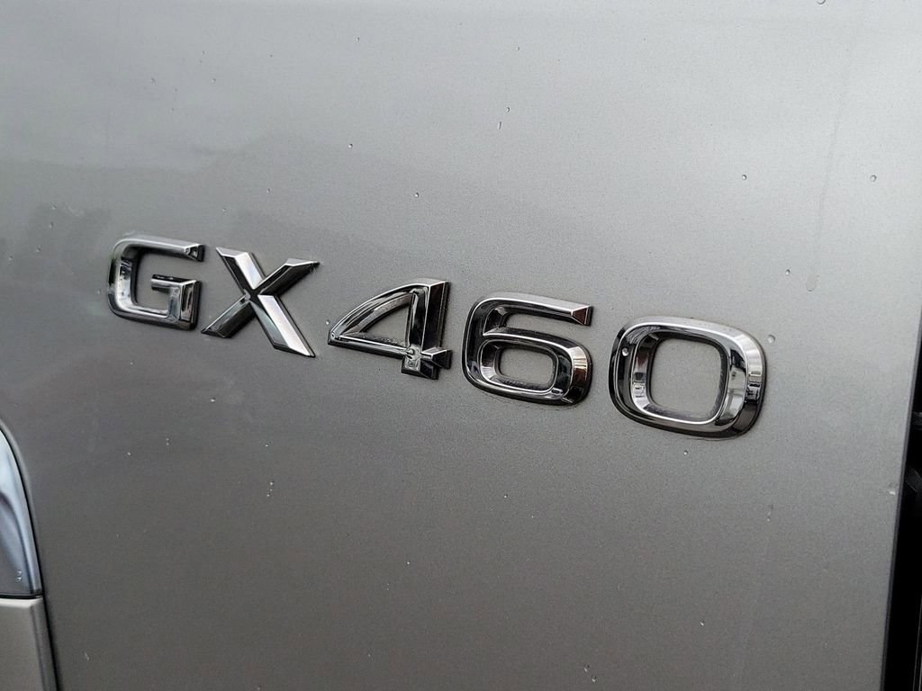Used 2022 Lexus GX 460 Premium w/ Premium Package image 7