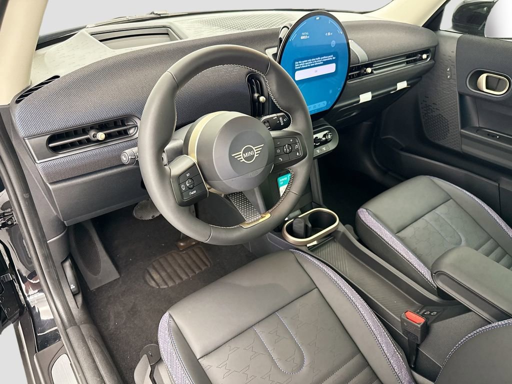 New 2026 MINI Cooper 2-Door Hardtop FWD image 9
