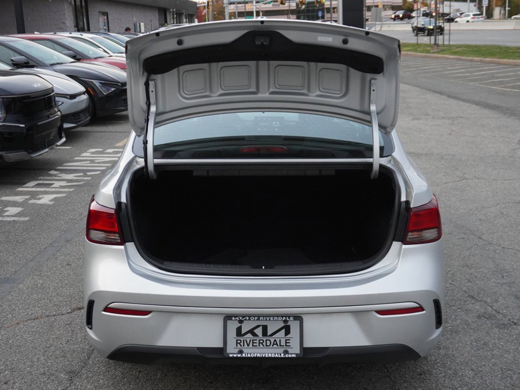Used 2021 Kia Rio LX image 17