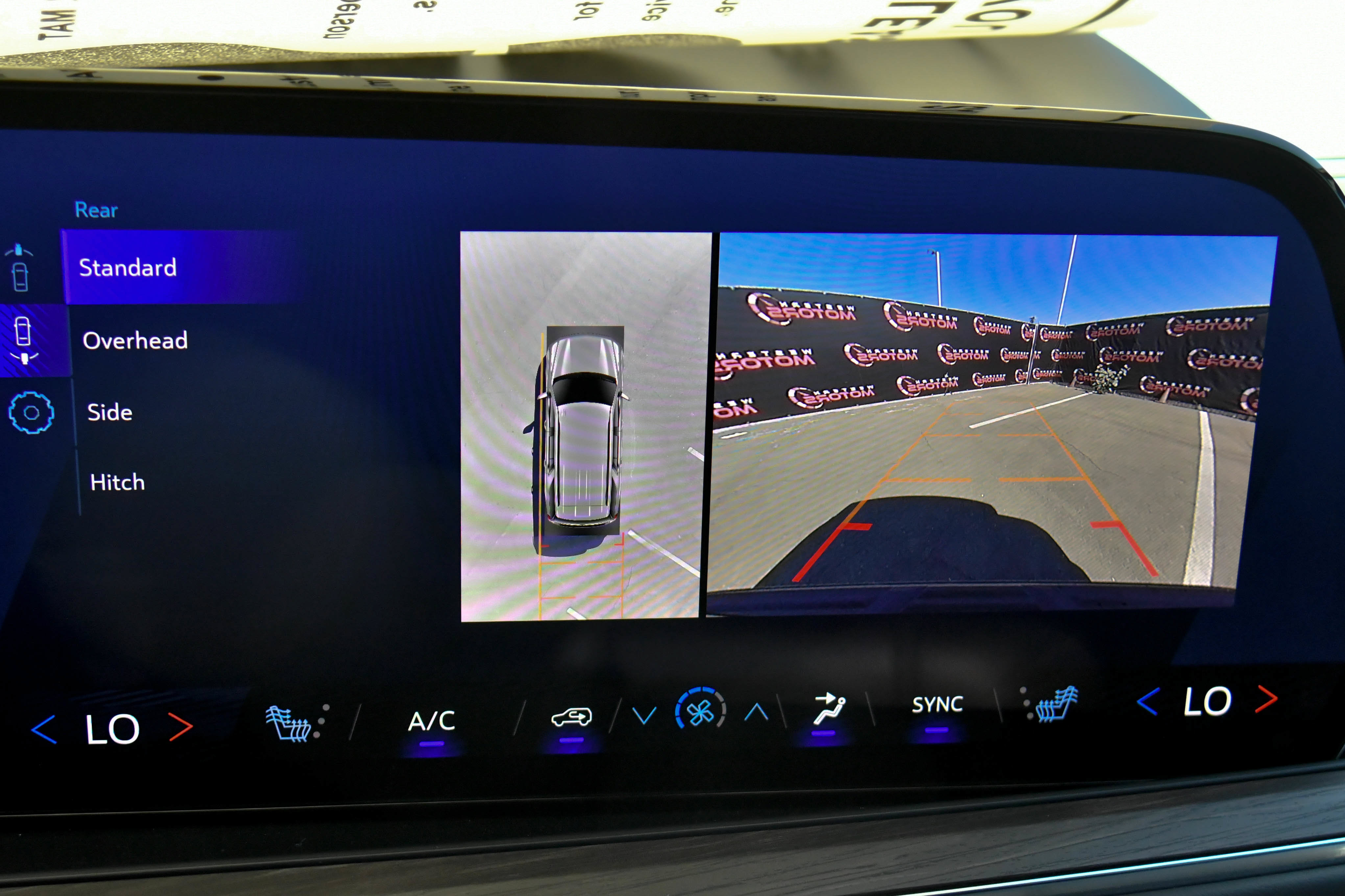 Used 2025 Chevrolet Tahoe LT AWD/4WD image 18