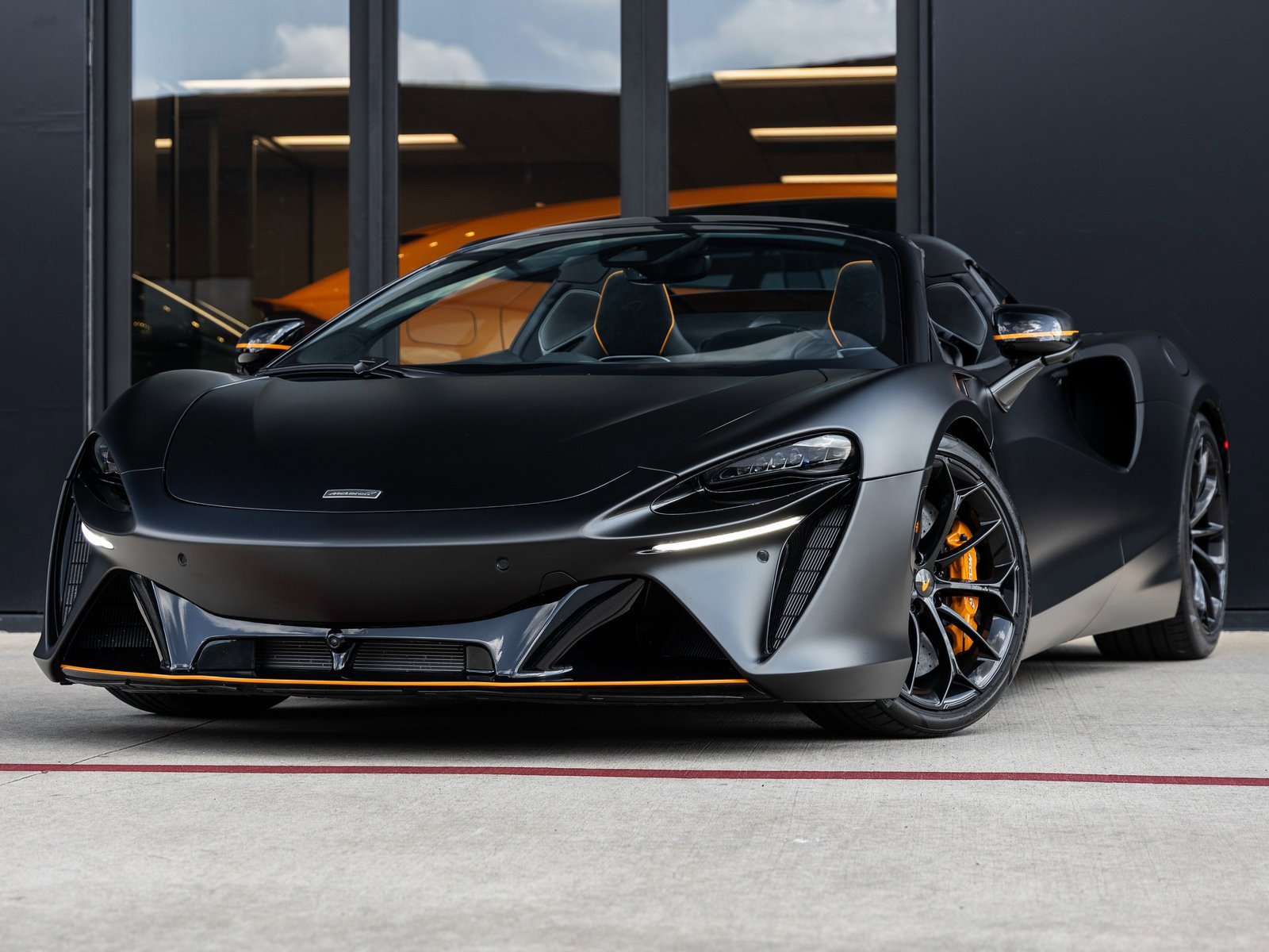 Used 2025 McLaren Artura Spider