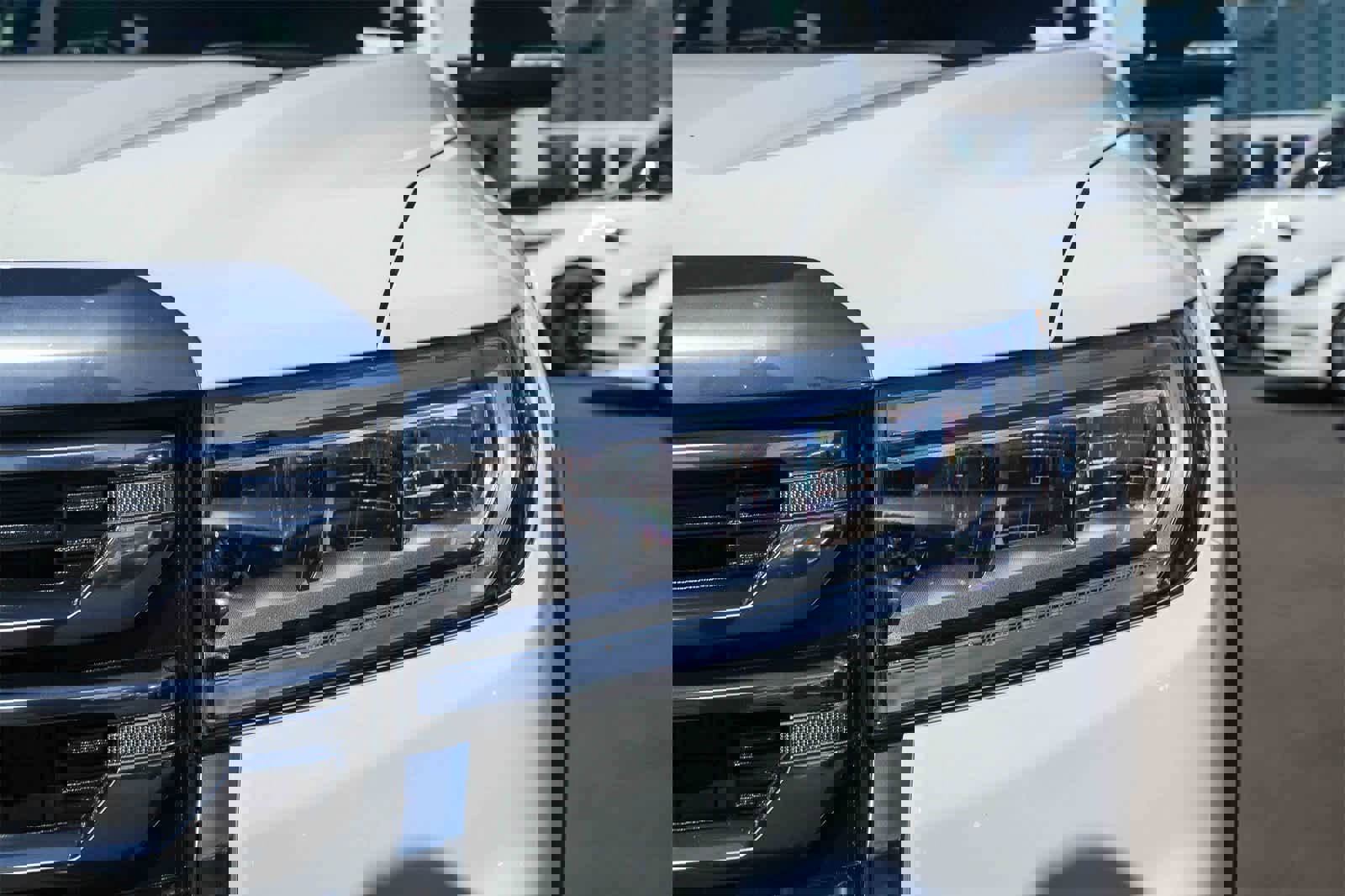 Used 2023 GMC Acadia AT4 w/ Technology Package image 8