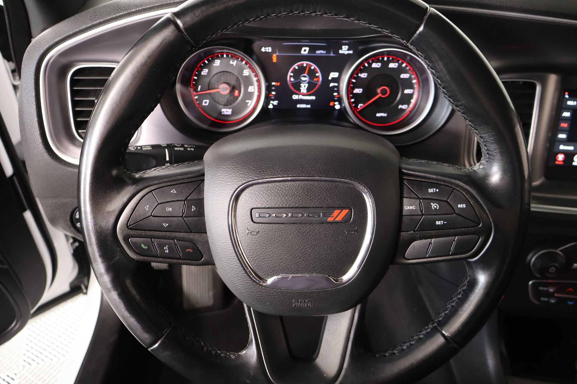Used 2022 Dodge Charger SXT RWD image 3