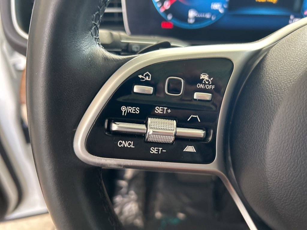 Used 2022 Mercedes-Benz GLE 450 4MATIC w/ AMG Line Exterior image 59
