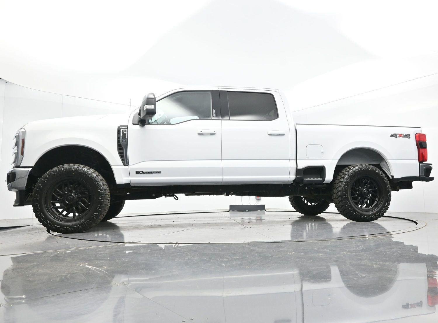 Used 2024 Ford F250 Lariat AWD/4WD image 40