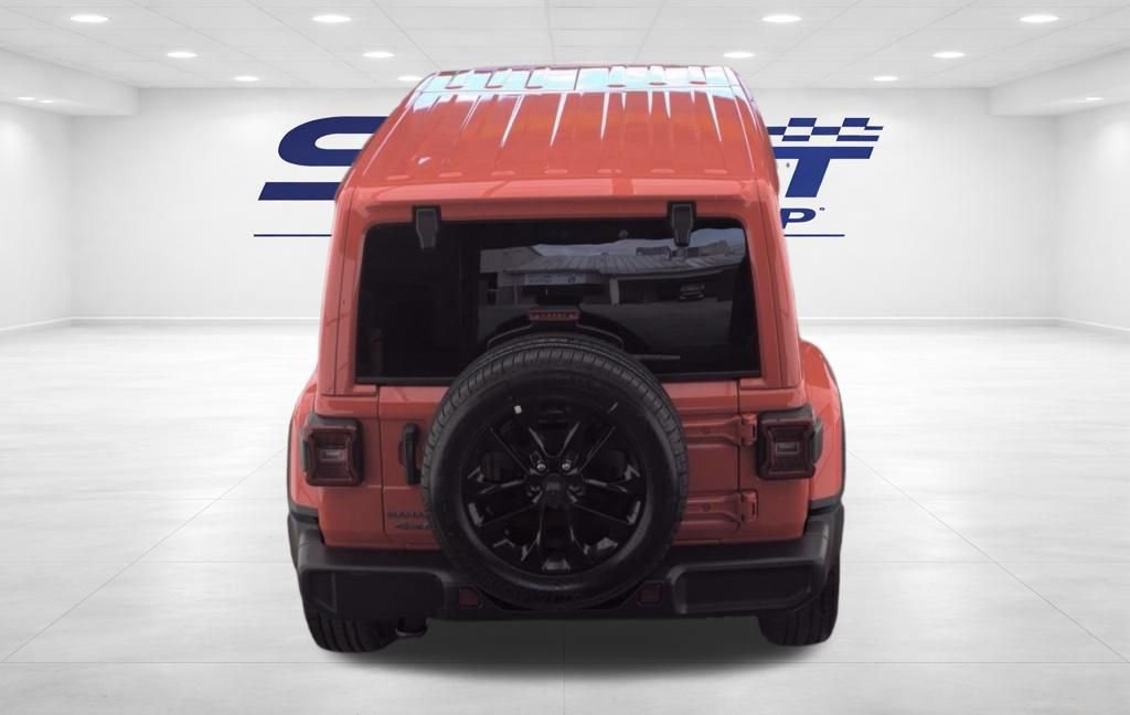 Used 2025 Jeep Wrangler Unlimited Sahara image 6