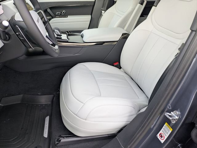 New 2026 Land Rover Range Rover Sport SE AWD/4WD image 12