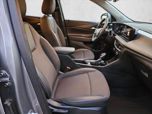 Used 2025 Buick Encore GX Preferred image 17