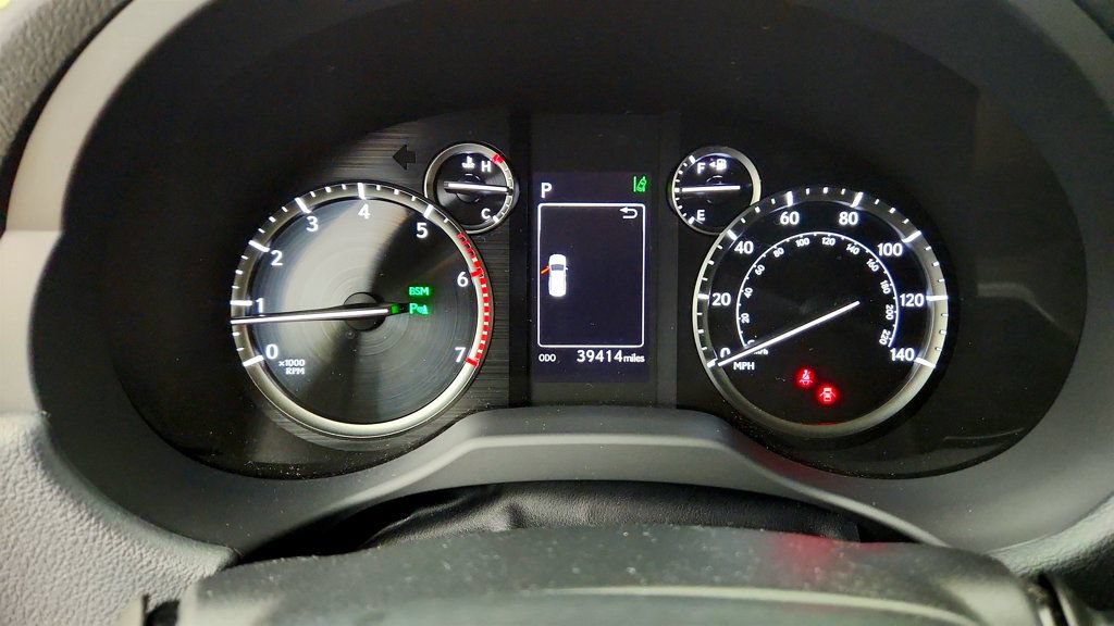 Used 2020 Lexus GX 460 Premium w/ Premium Package AWD/4WD image 15