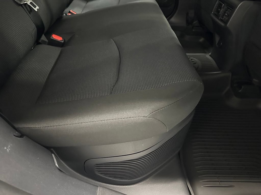 Used 2025 Toyota RAV4 LE AWD/4WD image 51