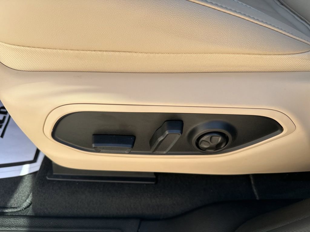 New 2026 Jeep Grand Cherokee Limited image 18